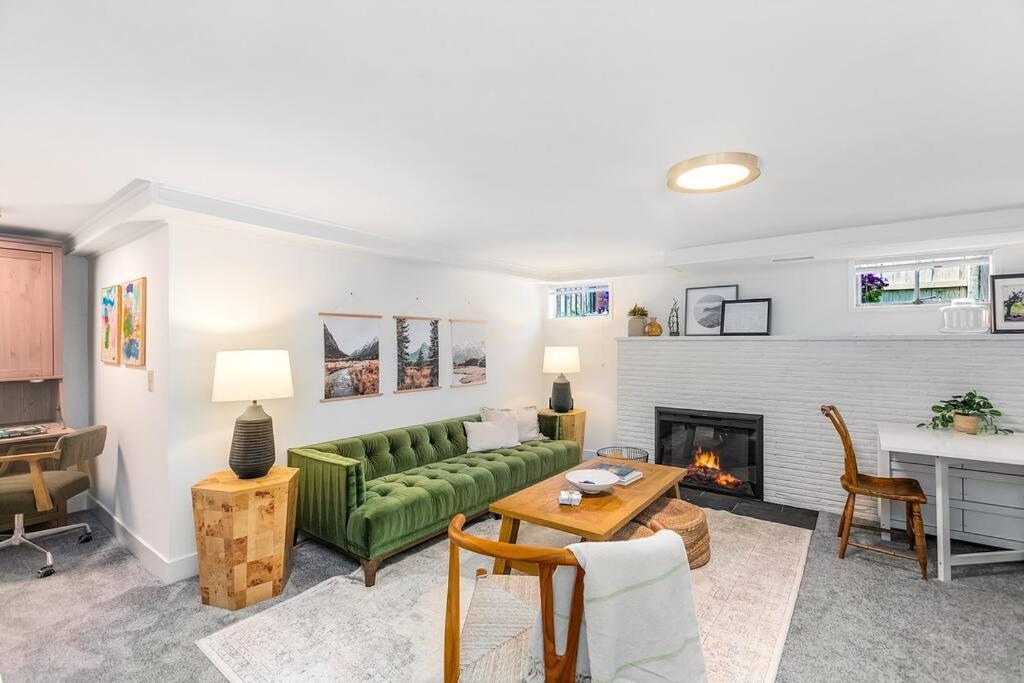 Lilac In Law, Picturesque Lower Unit Seattle Dış mekan fotoğraf